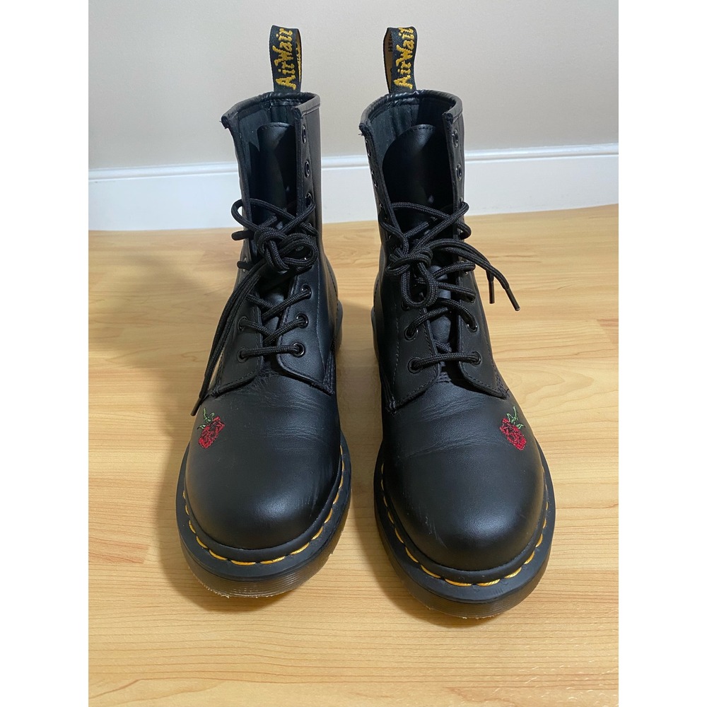 Dr. Martens 1460 Vonda Black Rose Embroidered Leather Boots Womens 9 Mens 8 - Picture 2 of 10